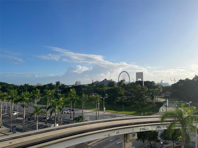 Picture of 50 Biscayne Blvd # 502, Miami FL 33132