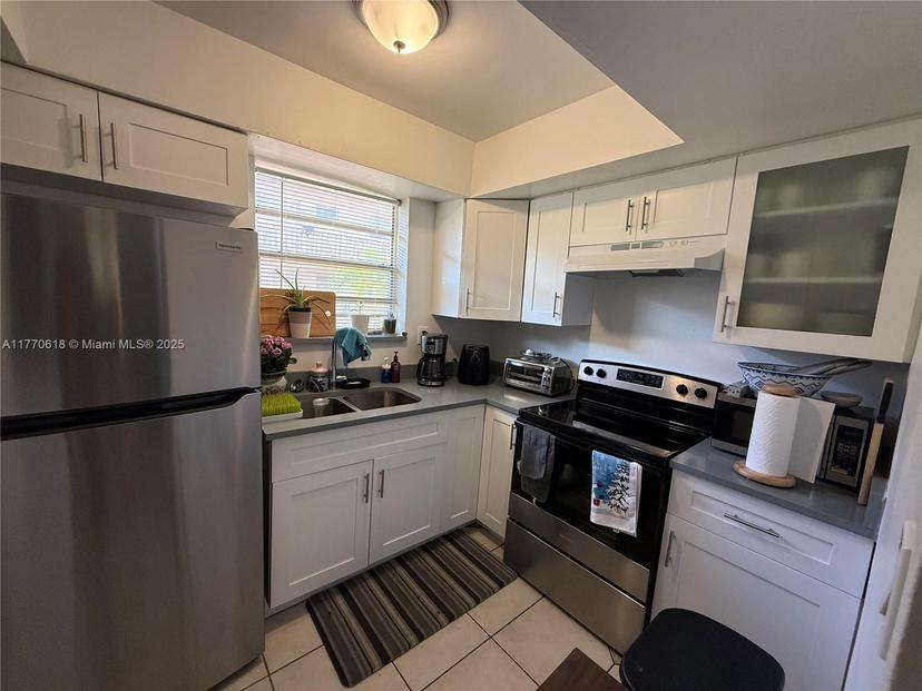 Picture of 1350 NE 119Th St # 135003, Miami FL 33161