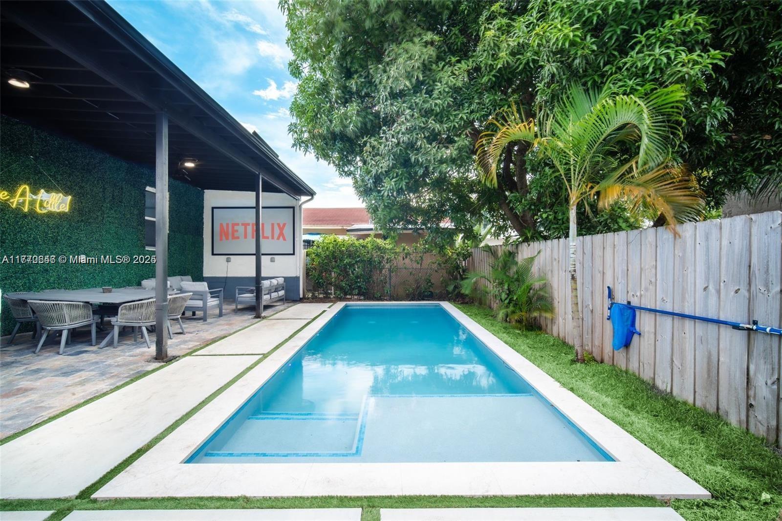 Picture of 1114 SW 11Th Ave, Miami, FL 33129