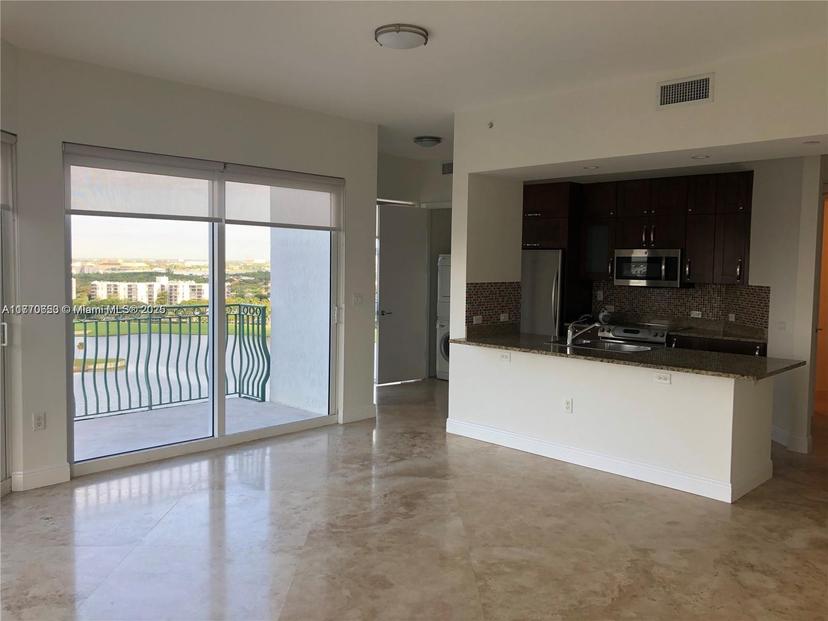 Picture of 20000 E Country Club Dr, Aventura FL 33180