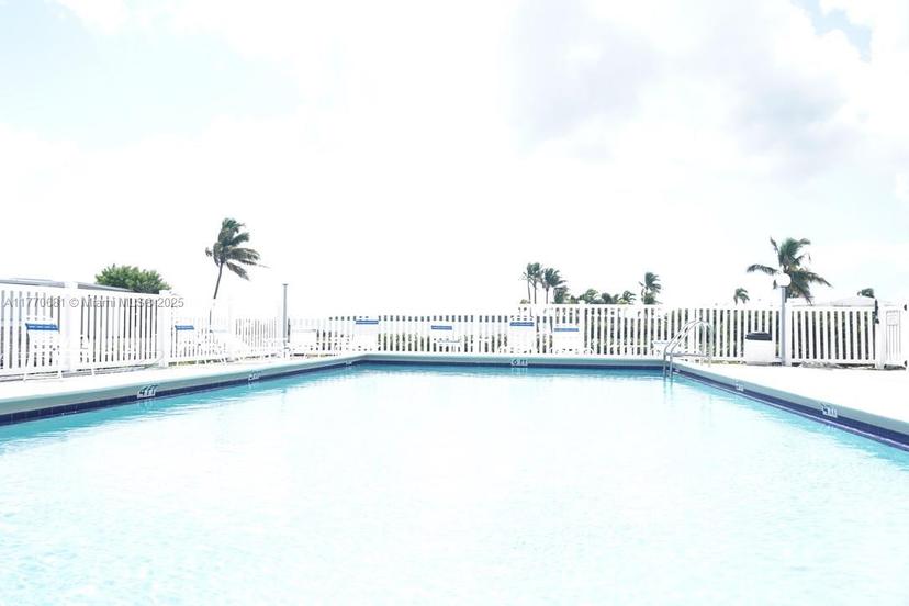 Picture of 11 Old State Rd, Key Largo FL 33037