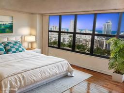 Picture of 2500 Parkview Dr # 2206, Hallandale Beach, FL 33009