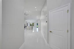 Picture of 7569 Diamond Pointe Cir, Delray Beach, FL 33446