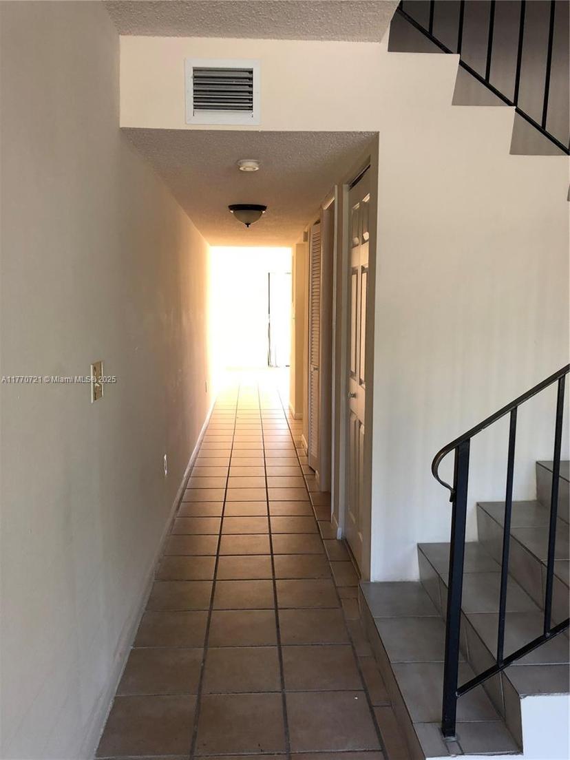 Picture of 1624 NE 151St St # 1624, Miami FL 33162