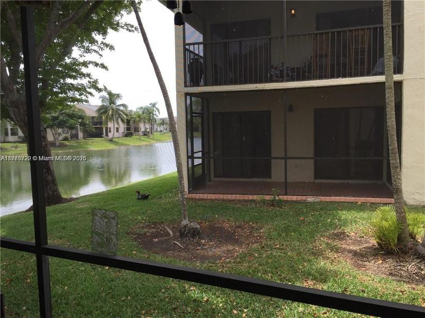 Picture of 980 Constitution Dr # 980B, Homestead FL 33034