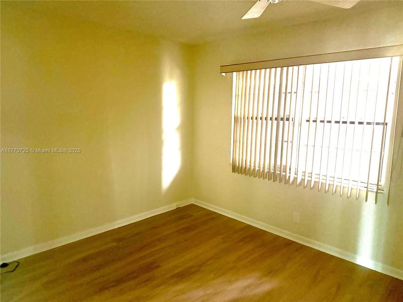 Picture of 12500 SW 6Th St # 307N, Pembroke Pines FL 33027