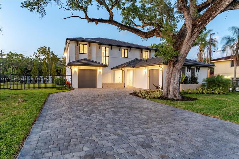 Picture of 7285 SW 72Nd Ter, Miami FL 33143