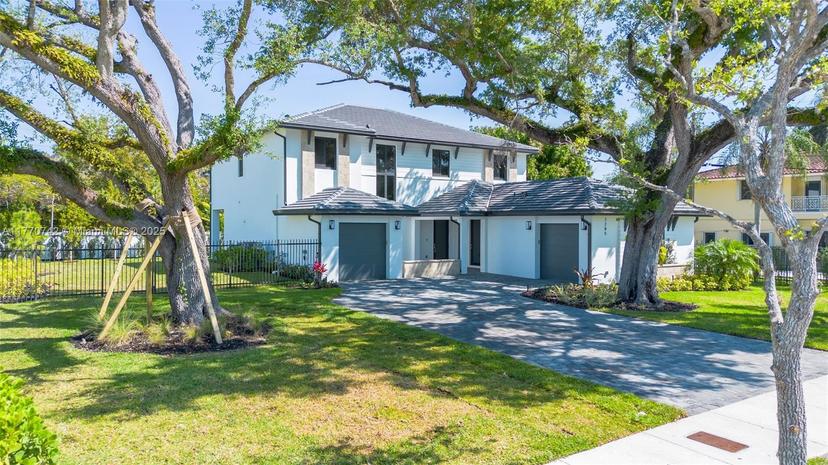 Picture of 7285 SW 72Nd Ter, Miami FL 33143