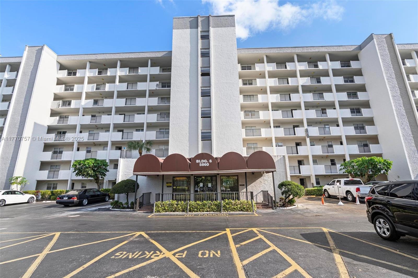 Picture of 5860 NW 44Th St # 109, Lauderhill, FL 33319