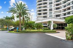 Picture of 19195 NE 36Th Ct # 907, Aventura, FL 33180