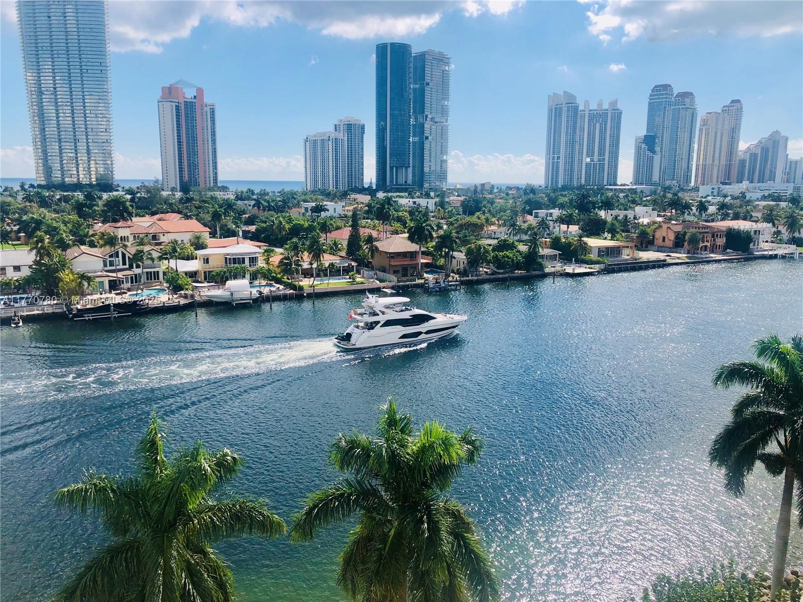 Picture of 19195 NE 36Th Ct # 907, Aventura, FL 33180