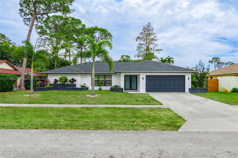 Picture of 13526 Jonquil Pl, Wellington FL 33414