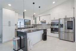 Picture of 13526 Jonquil Pl, Wellington, FL 33414