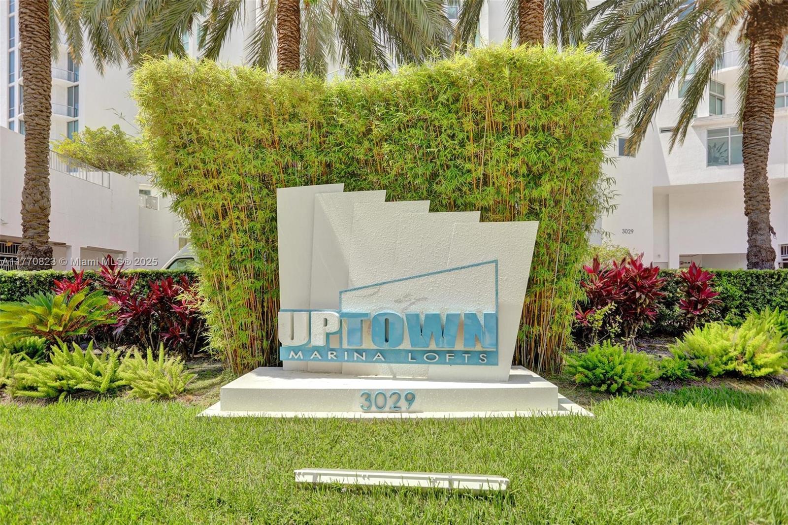 Picture of 3029 NE 188Th St # 319, Aventura, FL 33180