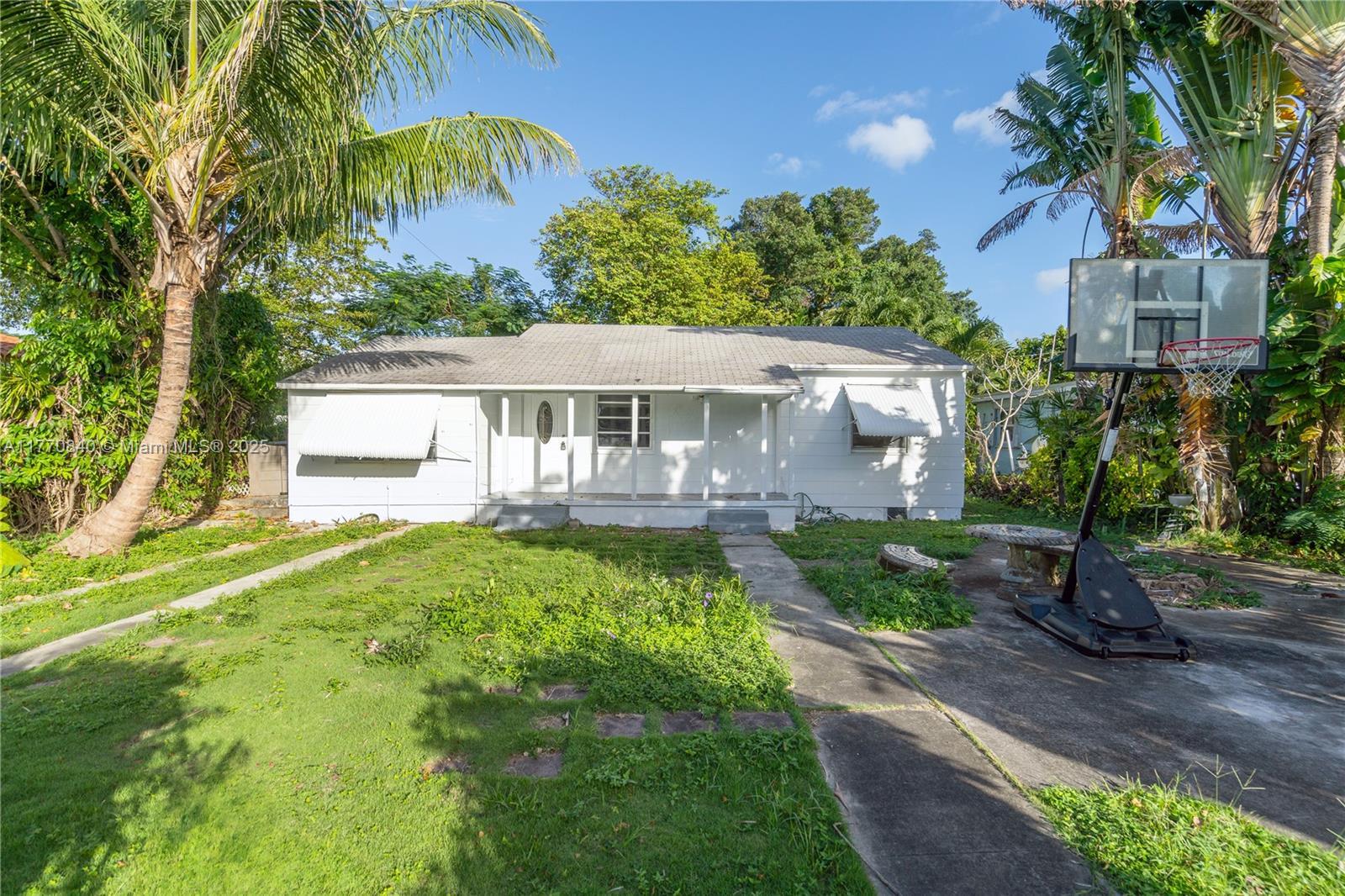 Picture of 10821 NE 5Th Ave, Miami, FL 33161
