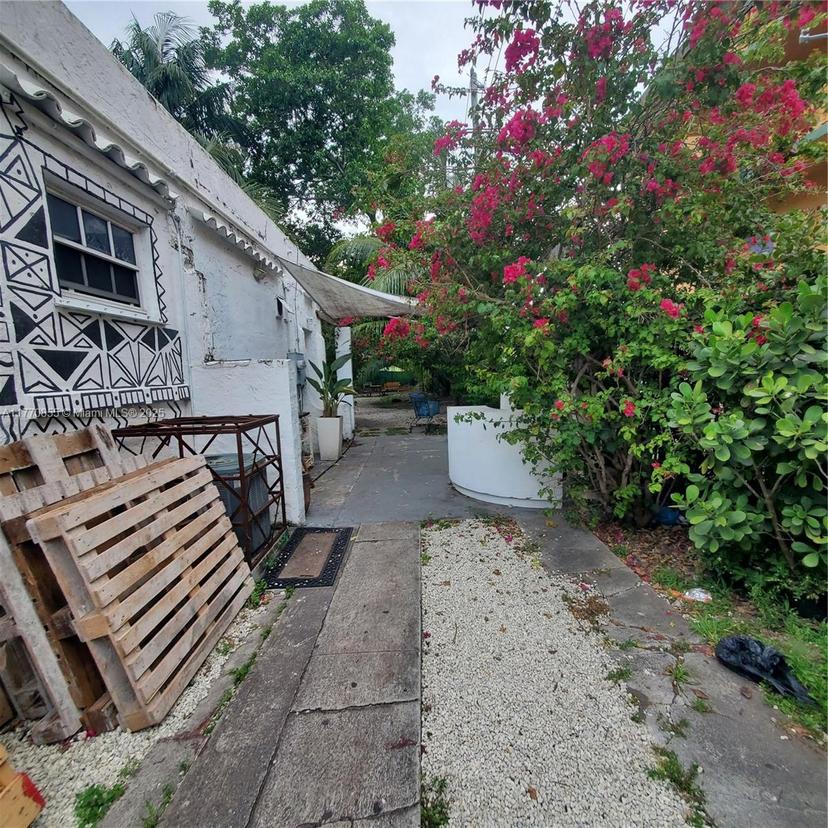 Picture of 12418 NE 4Th Ave, North Miami FL 33161