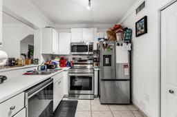 Picture of 12015 SW 14Th St # C, Miami, FL 33184