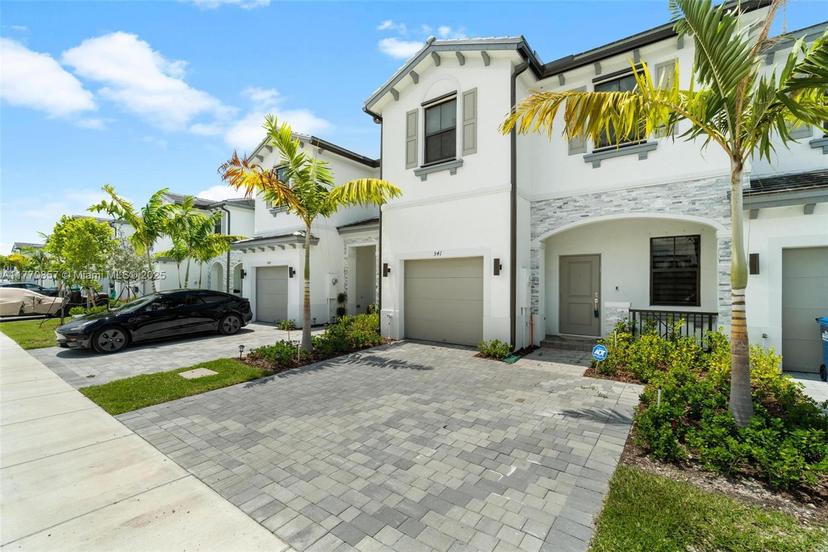 Picture of 541 NW 204Th St # 0, Miami Gardens FL 33169
