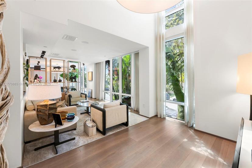 Picture of 601 NE 27, Miami FL 33137