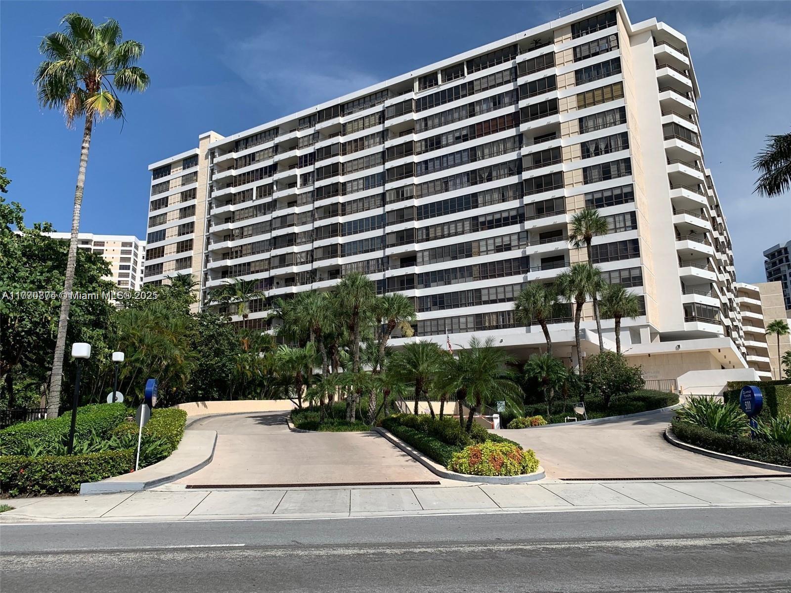 Picture of 500 Three Islands Blvd # 307, Hallandale Beach, FL 33009