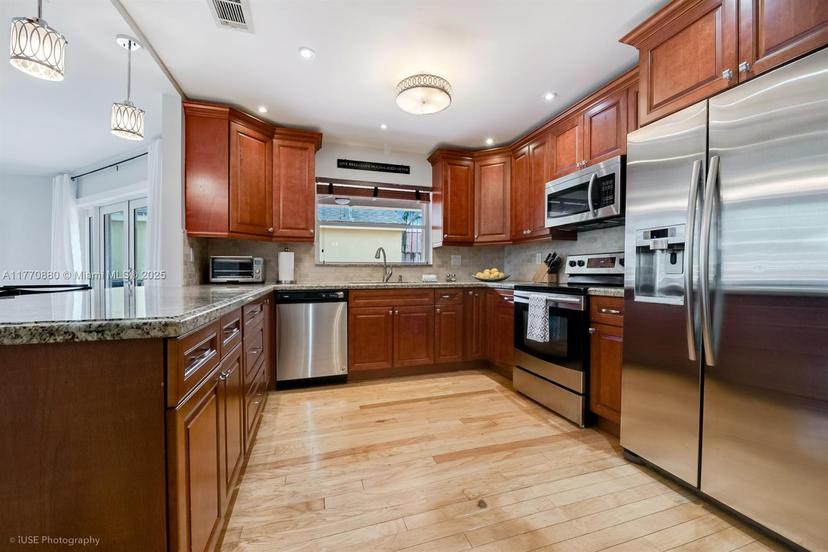 Picture of 11822 SW 102Nd St, Miami FL 33186