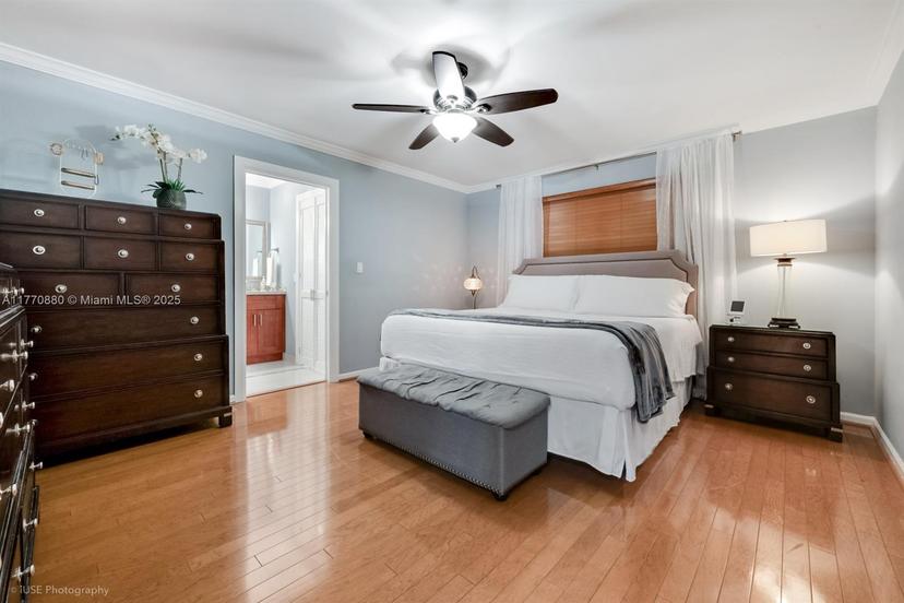 Picture of 11822 SW 102Nd St, Miami FL 33186