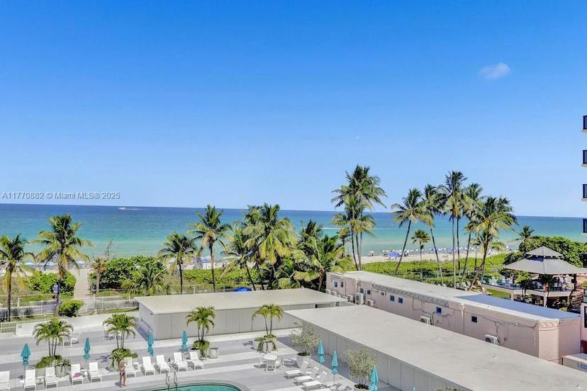 Picture of 5255 Collins Ave # 5D, Miami Beach FL 33140