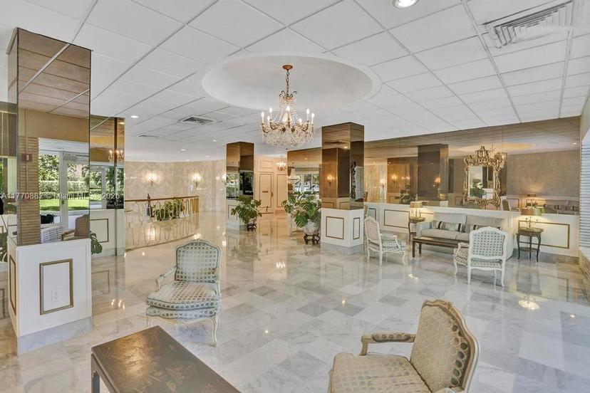 Picture of 5255 Collins Ave # 5D, Miami Beach FL 33140