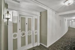 Picture of 5255 Collins Ave # 5D, Miami Beach, FL 33140