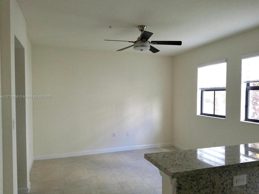 Picture of 10620 NW 88Th St # 204, Doral FL 33178
