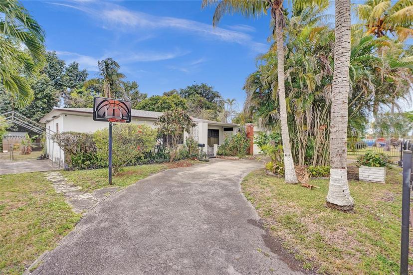 Picture of 1930 NW 132Nd St, Miami FL 33167