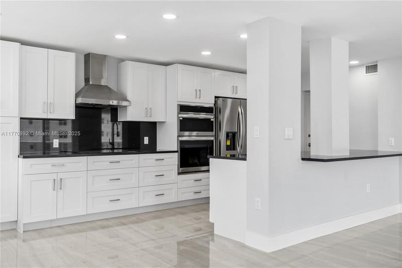 Picture of 2751 S Ocean Dr # 1008N, Hollywood FL 33019