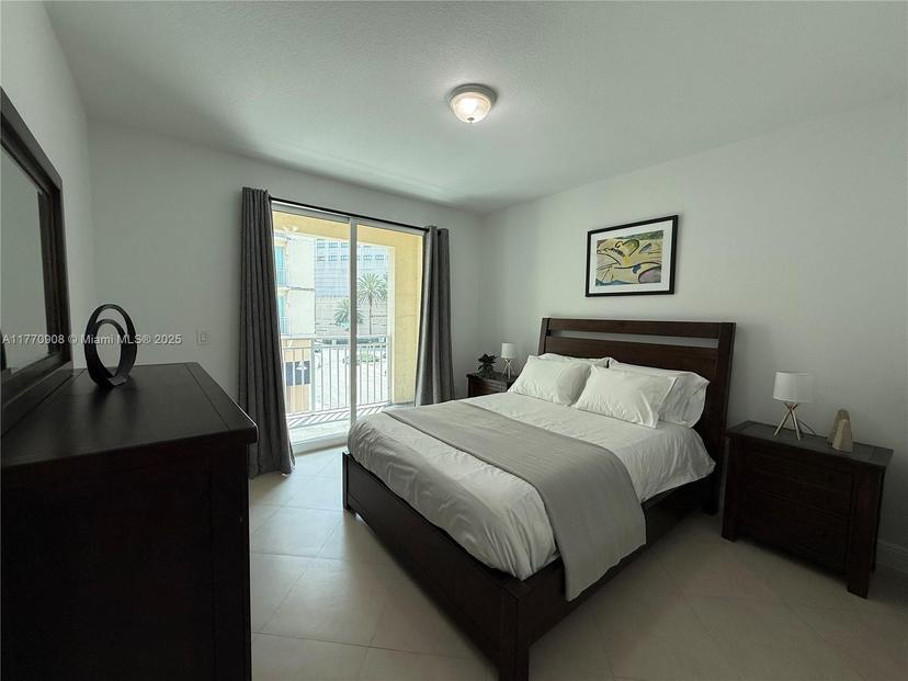 Picture of 7285 SW 90Th St # D212, Miami FL 33156