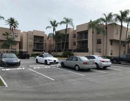 Picture of 10425 SW 112Th Ave # 324, Miami, FL 33176