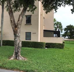 Picture of 10425 SW 112Th Ave # 324, Miami, FL 33176