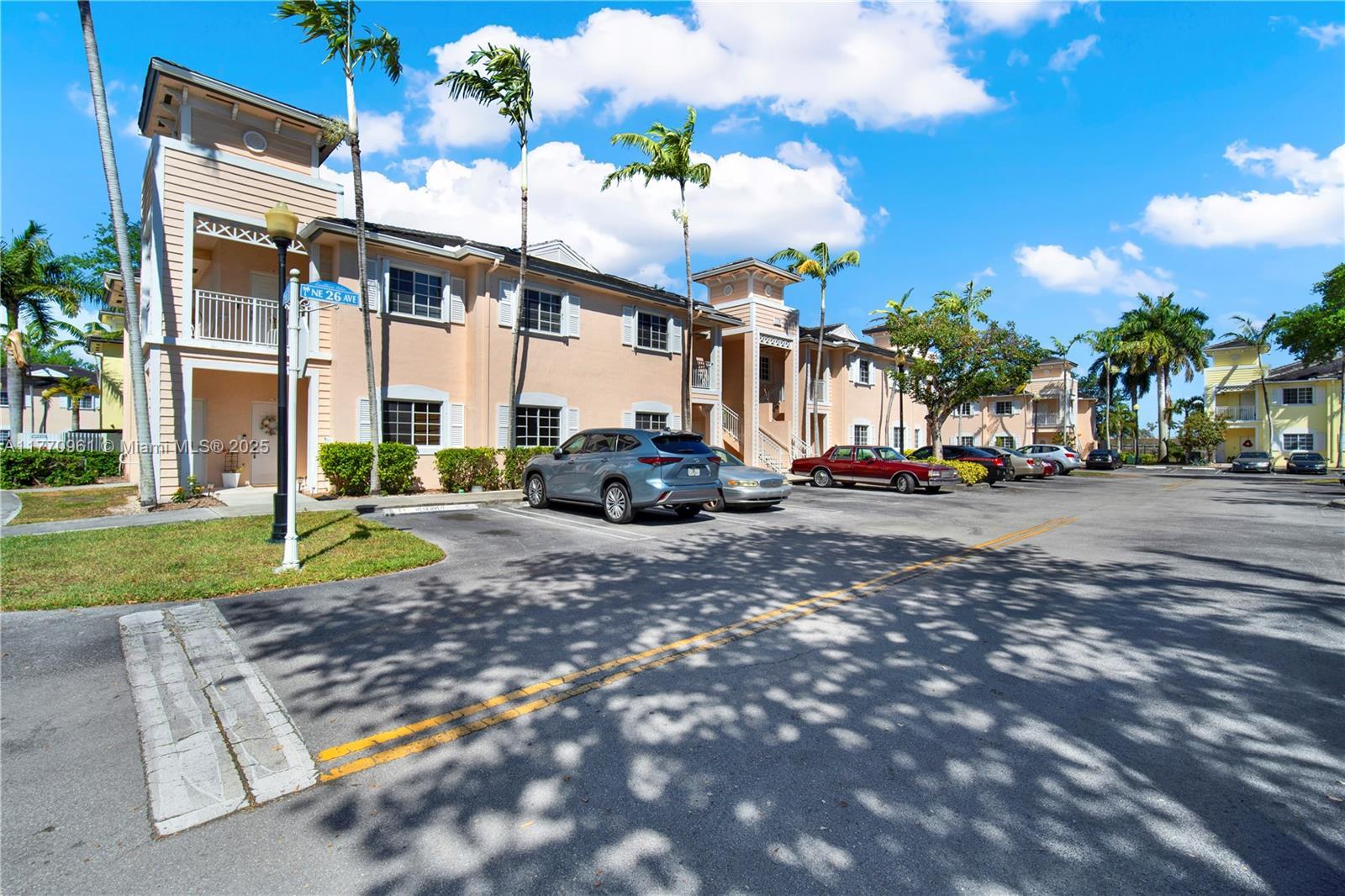 Picture of 374 NE 26Th Ave # 203, Homestead, FL 33033