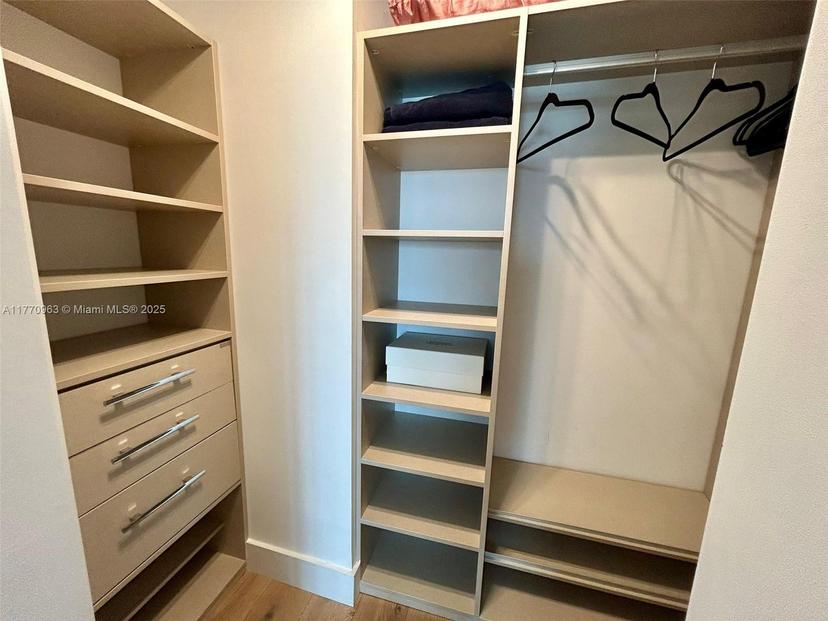 Picture of 501 NE 31St St # 2710, Miami FL 33137