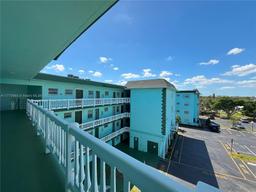 Picture of 4141 NW 44Th Ave # 424, Lauderdale Lakes, FL 33319