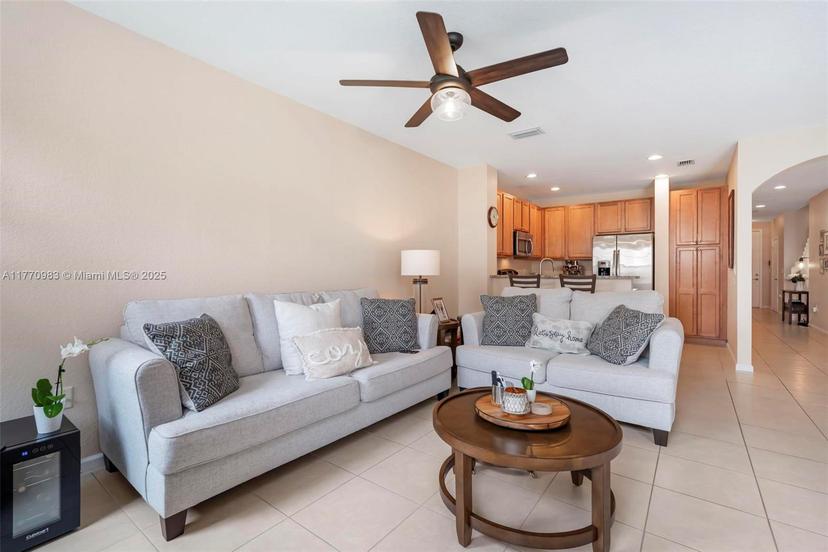 Picture of 210 Las Brisas Cir, Sunrise FL 33326