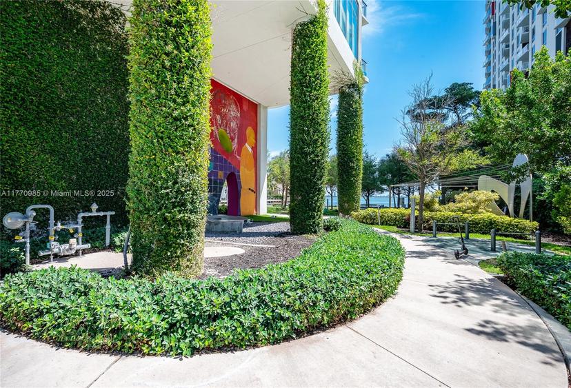 Picture of 460 NE 28Th St # 3208, Miami FL 33137