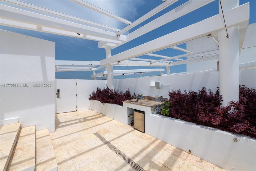 Picture of 1437 Collins Ave, Miami Beach FL 33139