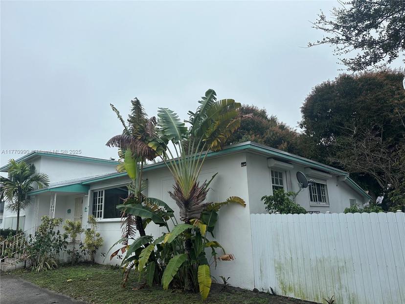 Picture of 102 NE 122Nd St, North Miami FL 33161