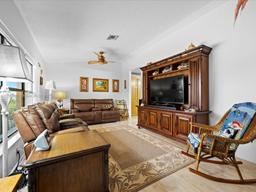 Picture of 102 Chapel Ln, Tequesta, FL 33469