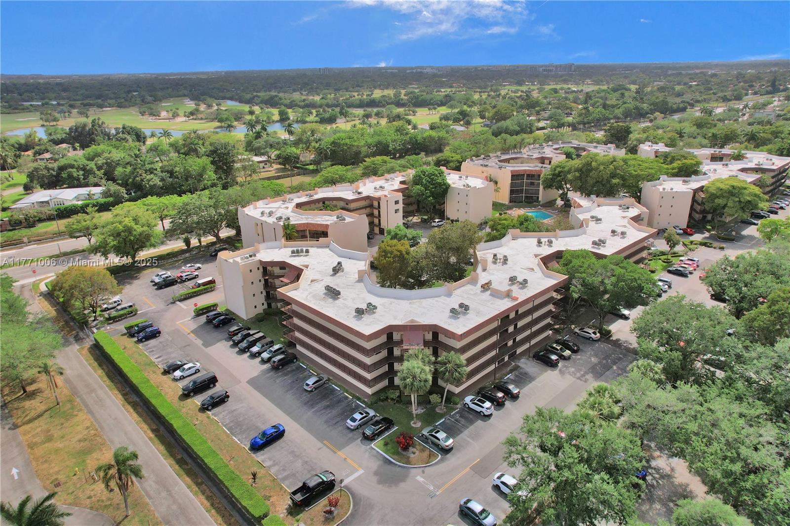 Picture of 6555 W Broward Blvd # 209, Plantation, FL 33317