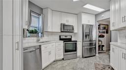 Picture of 6555 W Broward Blvd # 209, Plantation, FL 33317