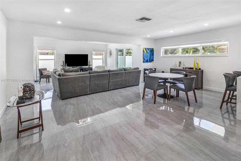 Picture of 1990 NE 35Th St, Lighthouse Point FL 33064