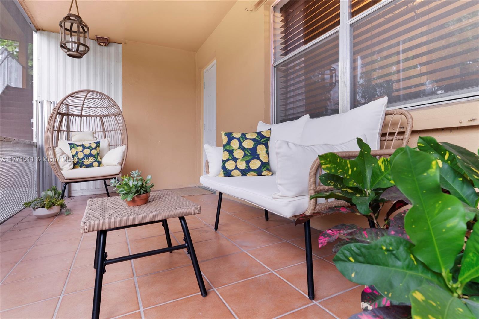 Picture of 2837 Pierce St # 8, Hollywood, FL 33020