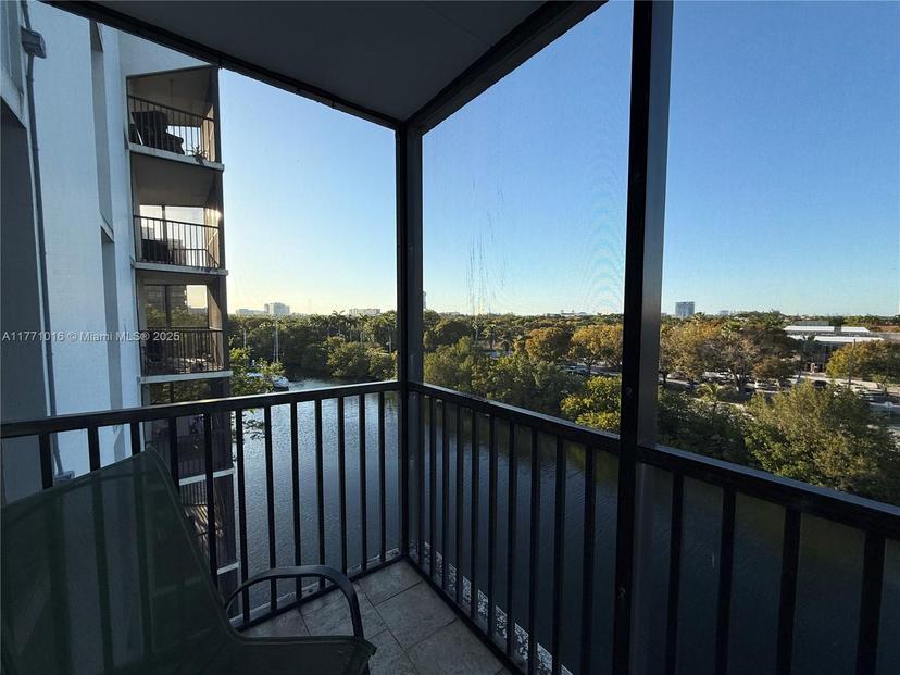 Picture of 3401 N Country Club Dr # 601, Aventura FL 33180