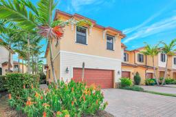 Picture of 4691 Brumby Ter, Davie, FL 33314