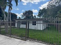 Picture of 2328 NW 105Th St, Miami, FL 33147
